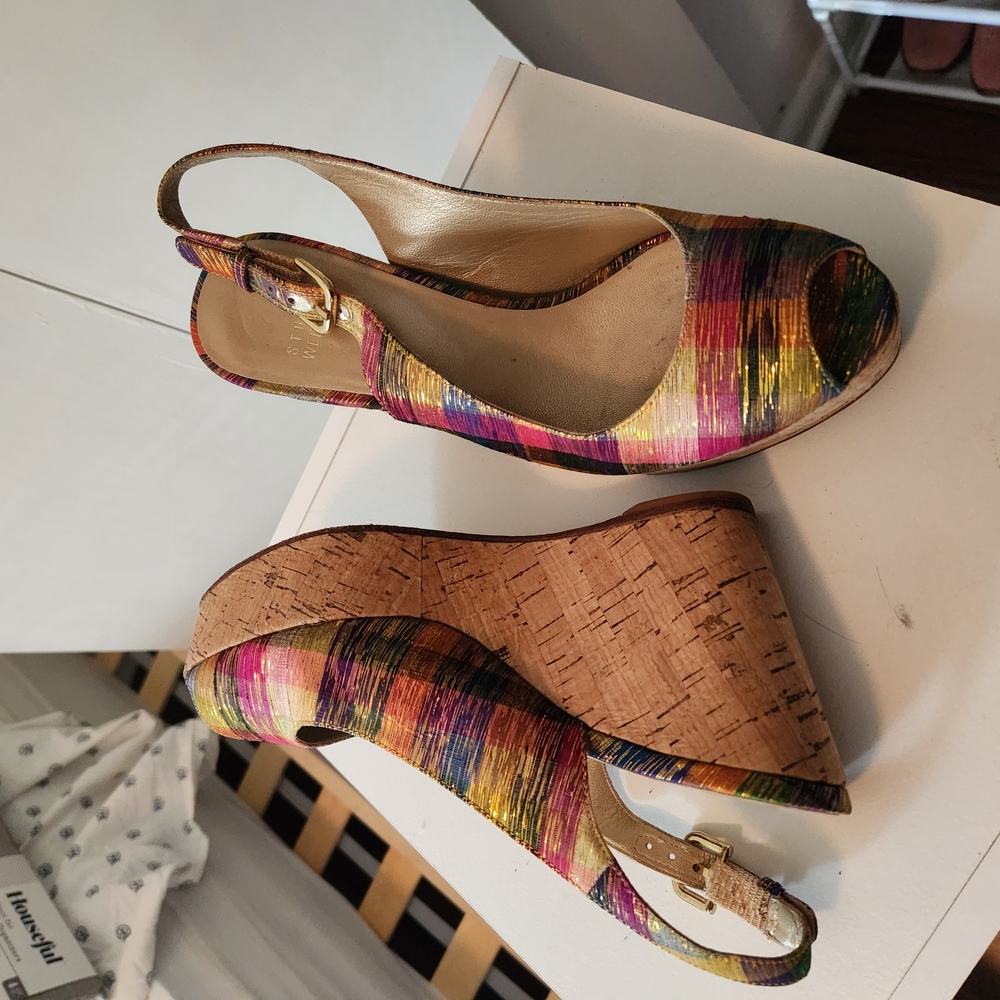 Red and Pink Wedge Sandals with Slingback Design